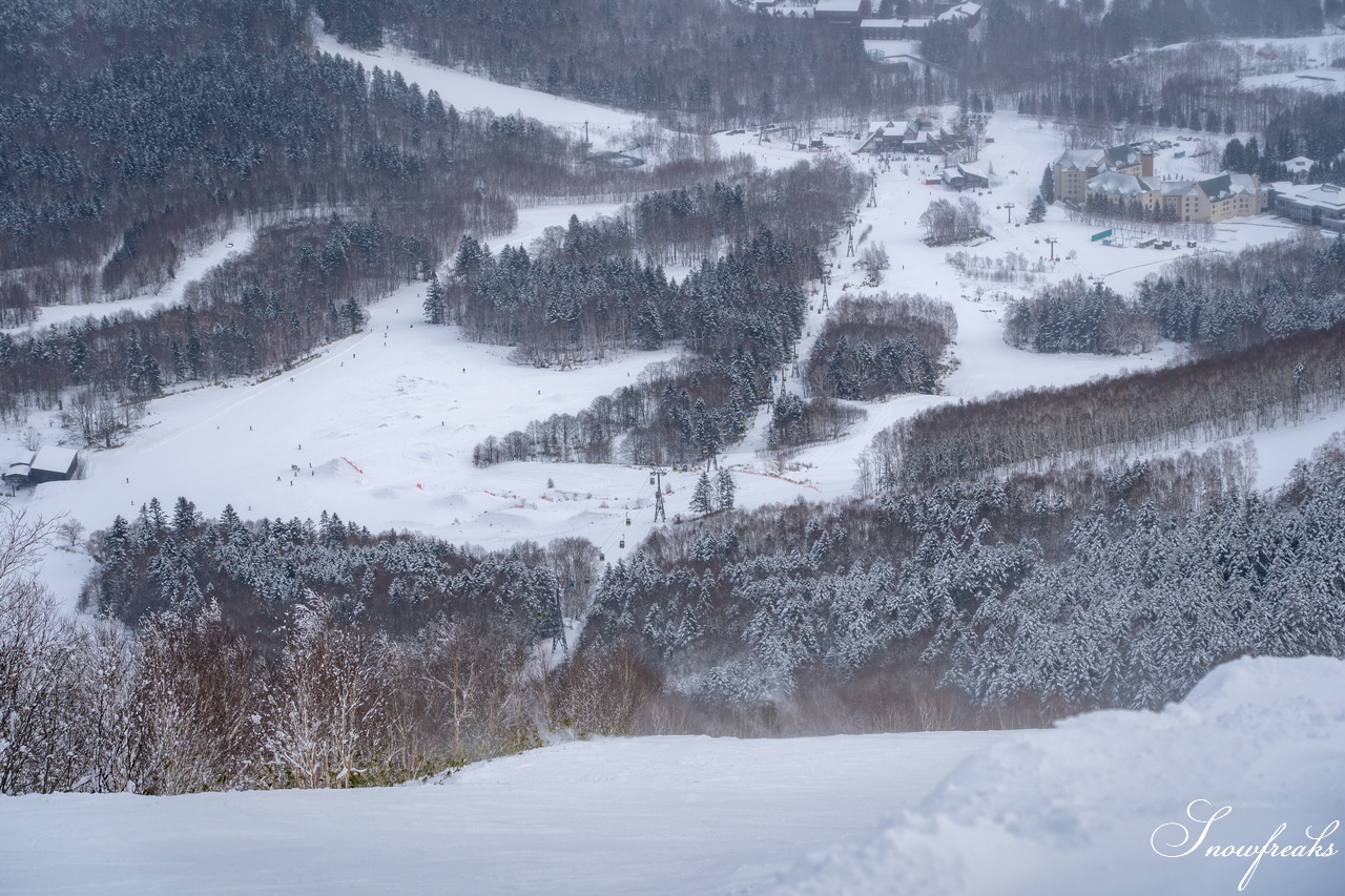 星野リゾート　トマム｜滑走後、時には夕方までまったりと。。。ちょっと贅沢な時間を過ごしてみてはいかがでしょう？新イベント『つきのdeアプレスキー』開催中！